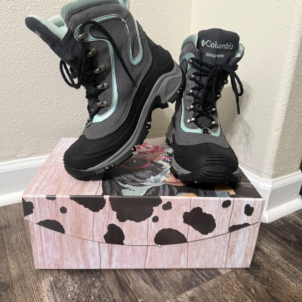 Columbia Women Grey Mint 200g Omni-Heat Waterproof Snow Boots BL3727-060 Size 7
